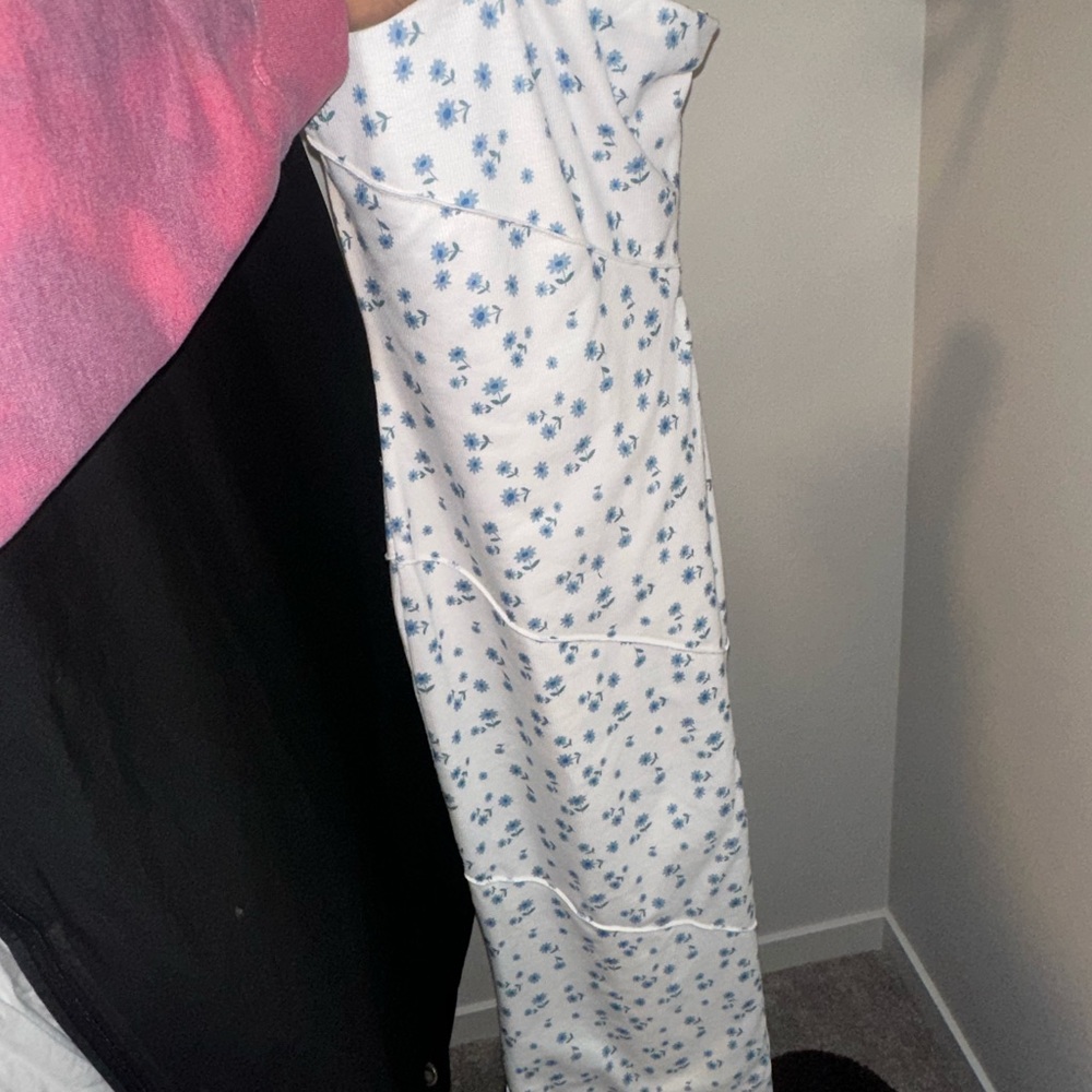 Princess Polly White and Blue Floral Maxi Dress